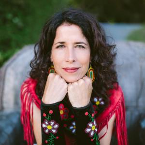 Andrea Menard